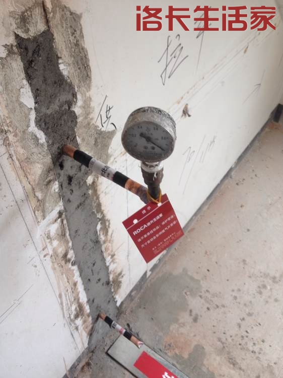 \ϾM(jn)ůƬڒt bůƬ  ˮ