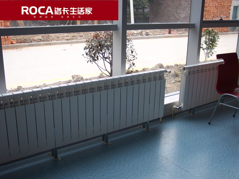 \ϾM(jn)ůƬڒt bůƬ  ˮ