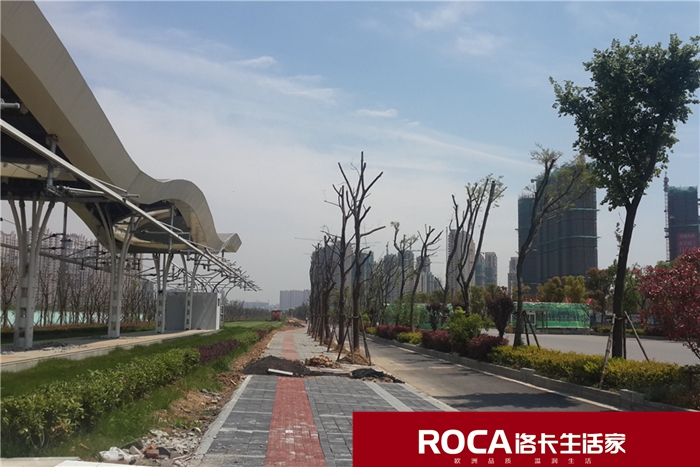 \ϾM(jn)ůƬڒt bůƬ  ˮ