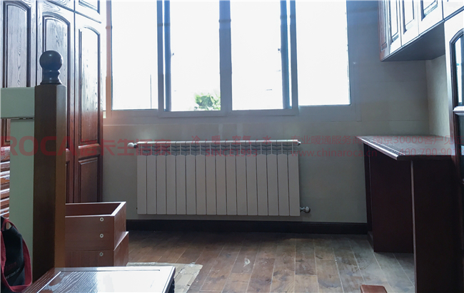 峨嵋?guī)X暖氣,暗管暖氣,暖氣,南京暖氣,壁掛爐,暖氣片,洛卡,洛卡暖氣,學(xué)區(qū)房